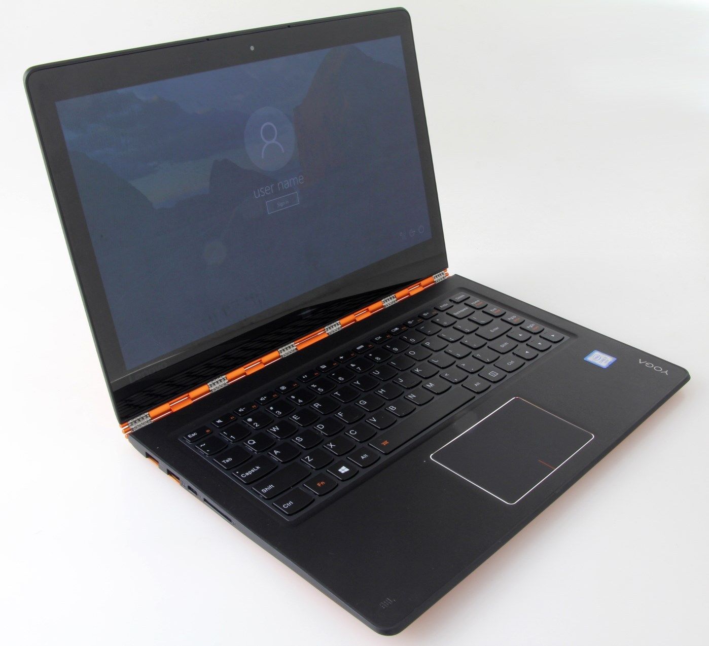 Lenovo 13.3" Laptop i7 2.2GHz 16GB 512GB Windows 10 Orange (80UE005MCF)